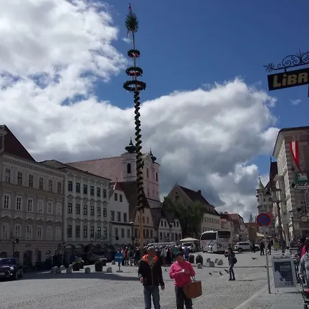 Apartment Ap 1 Im Zentrum Steyr, Bestrooms Eu Steyr